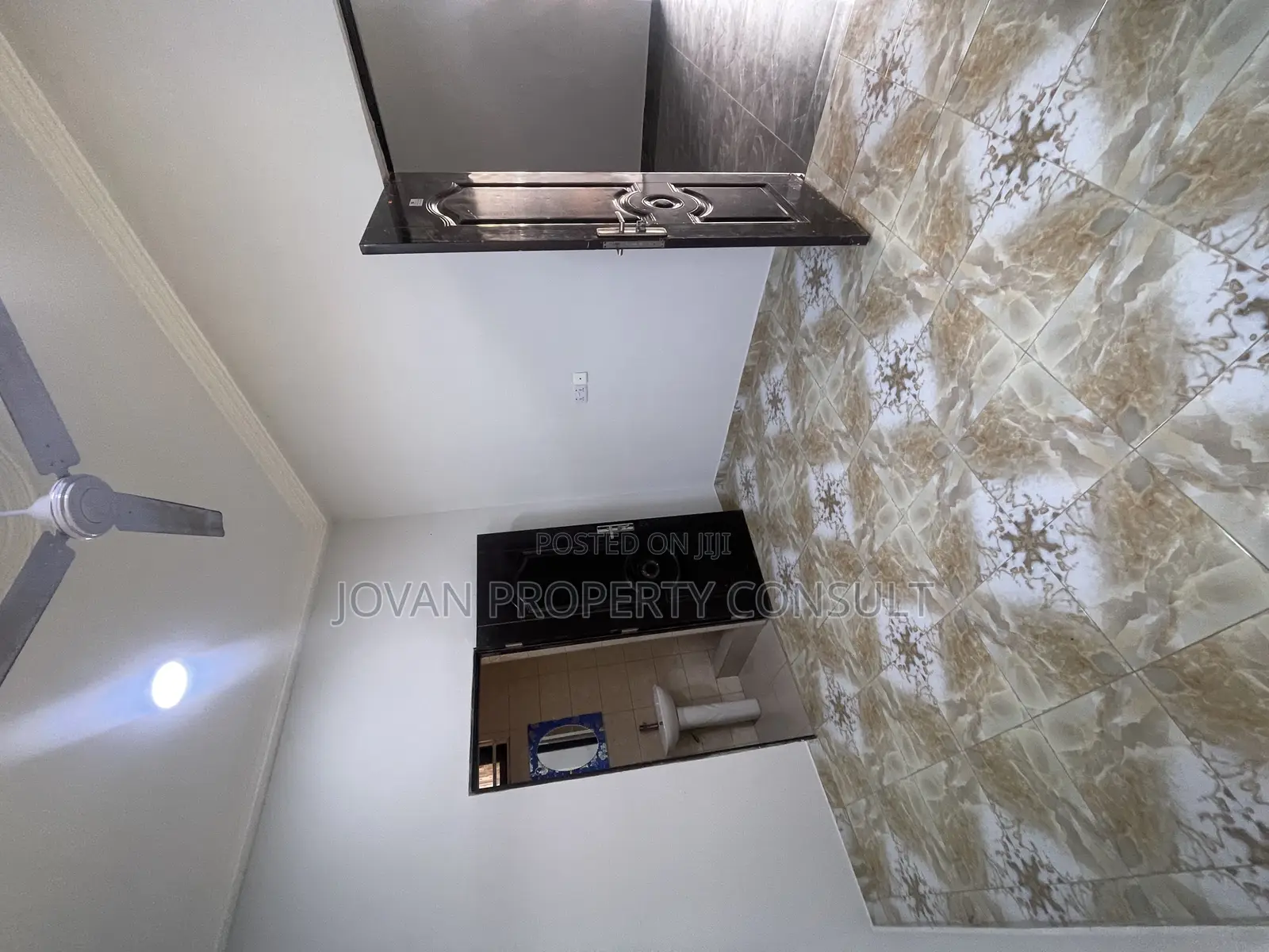 1bdrm Room & Parlour in Amasaman for rent