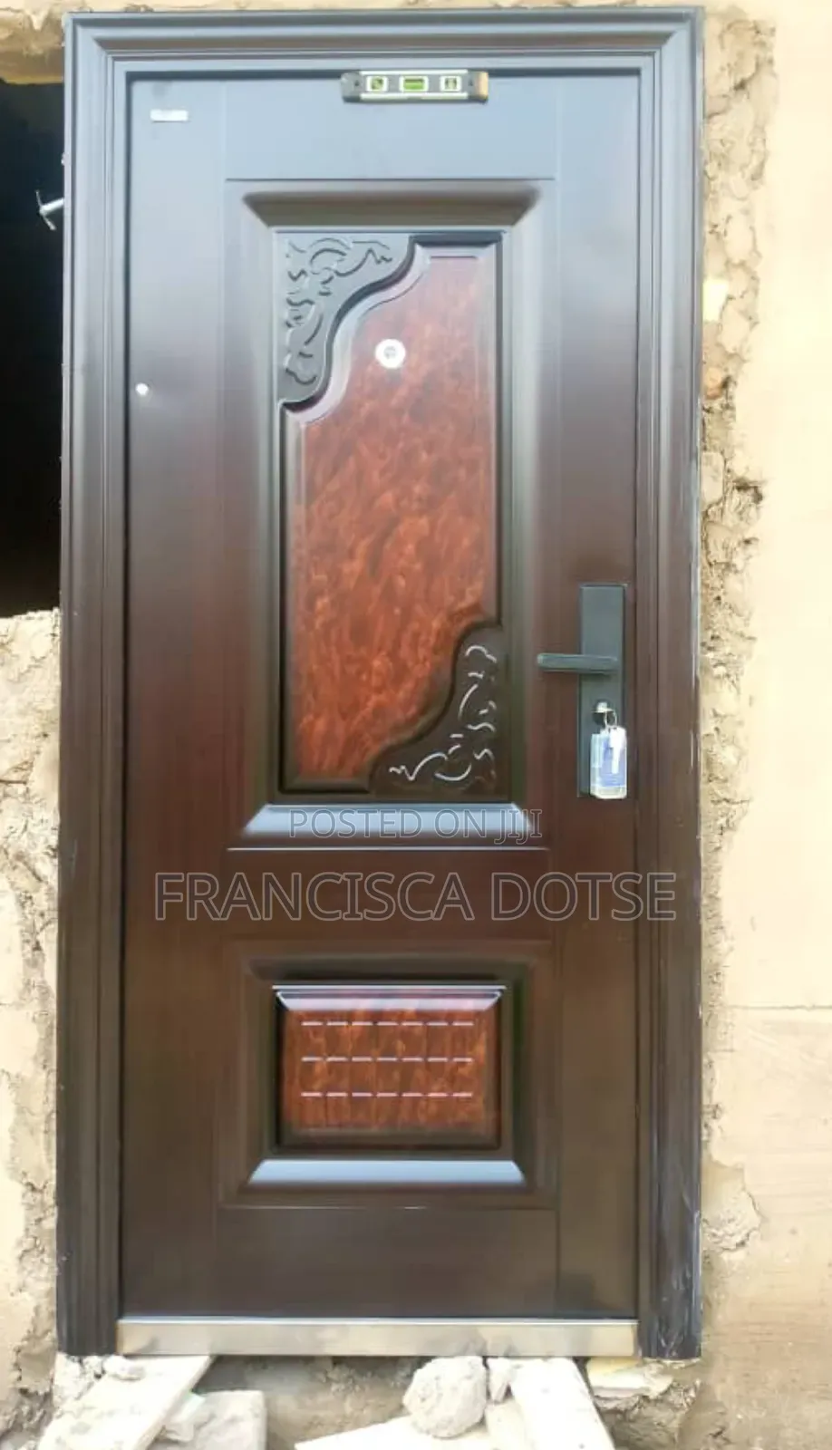 Smooth Single Doors and Handle