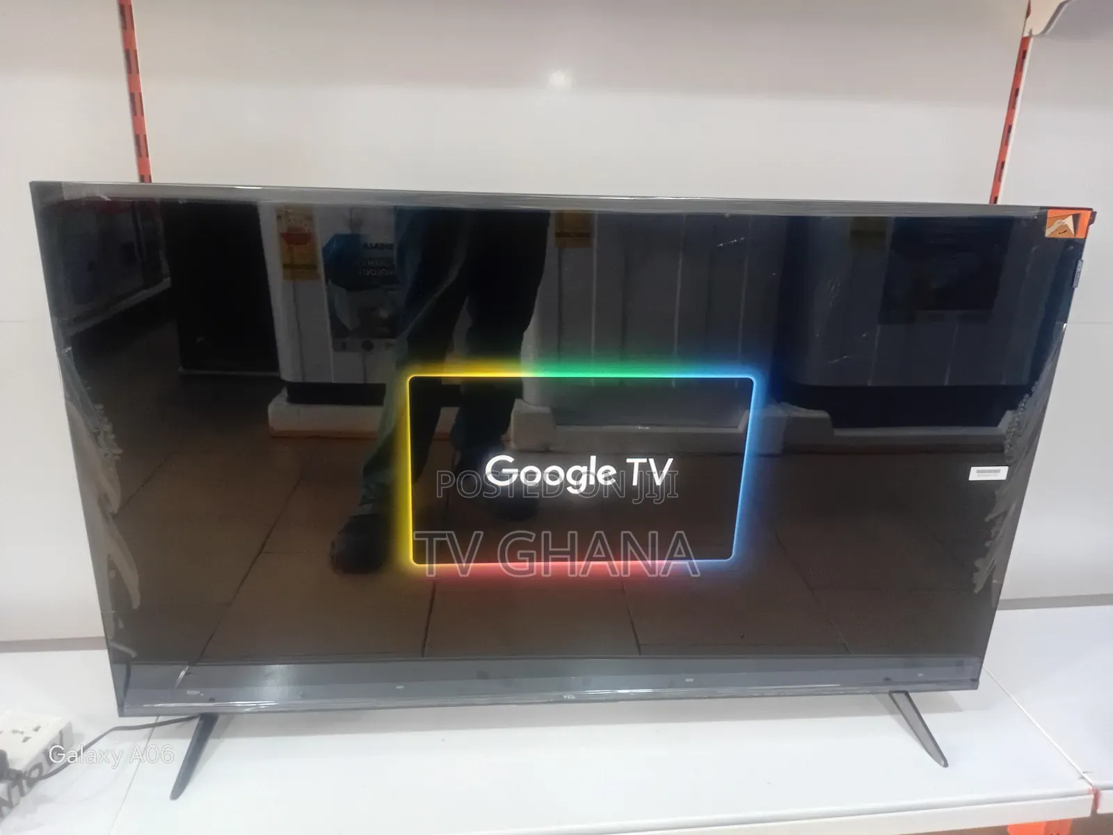 TCL 50 Inch Smart Tv – True-to-Life Colors, Sleek Finish