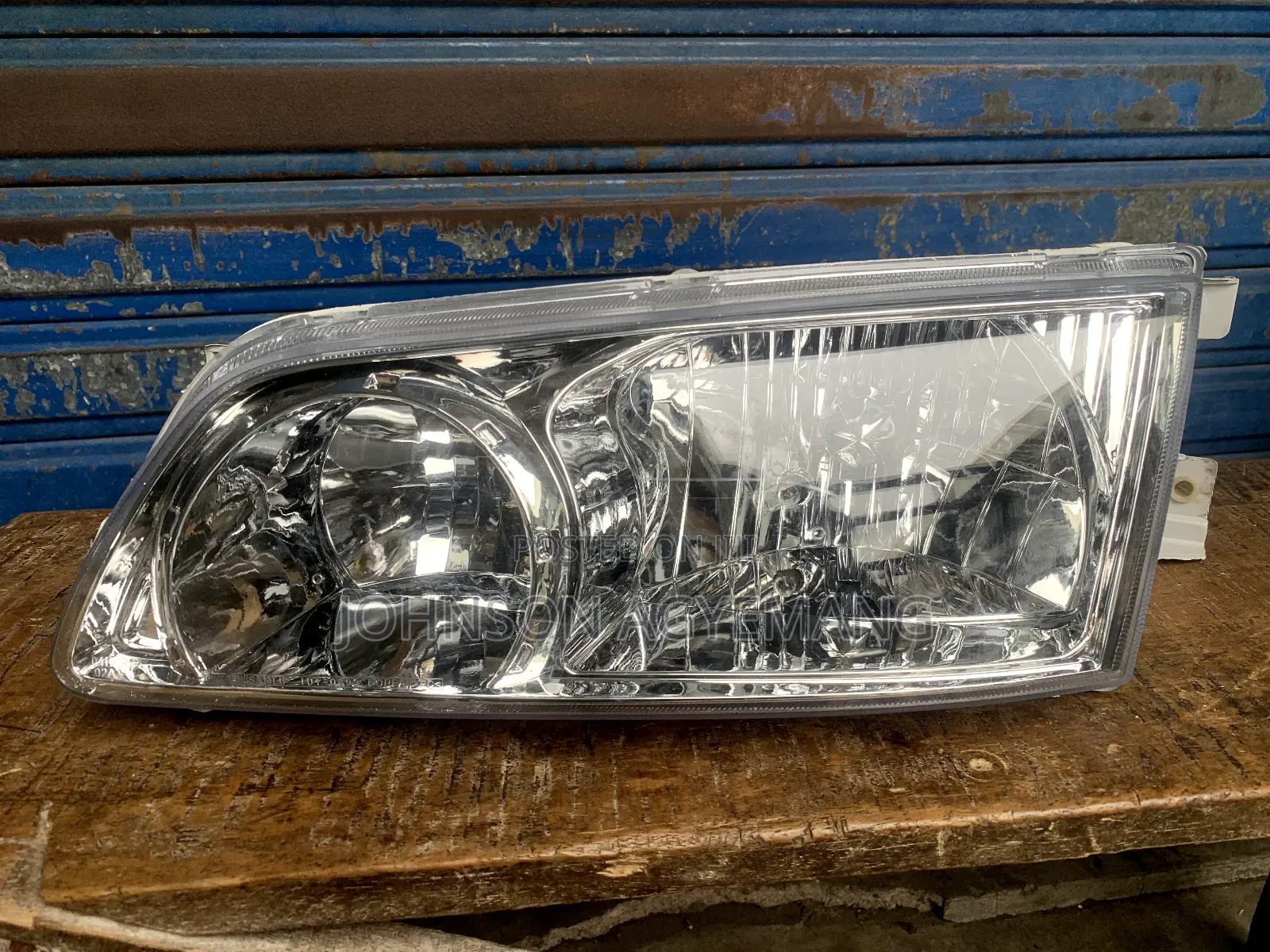 Hyundai H200 Headlight