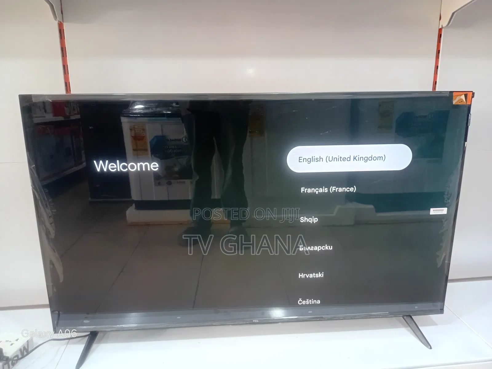 TCL 50” Smart Tv – Brilliant Display, Super Slim Look