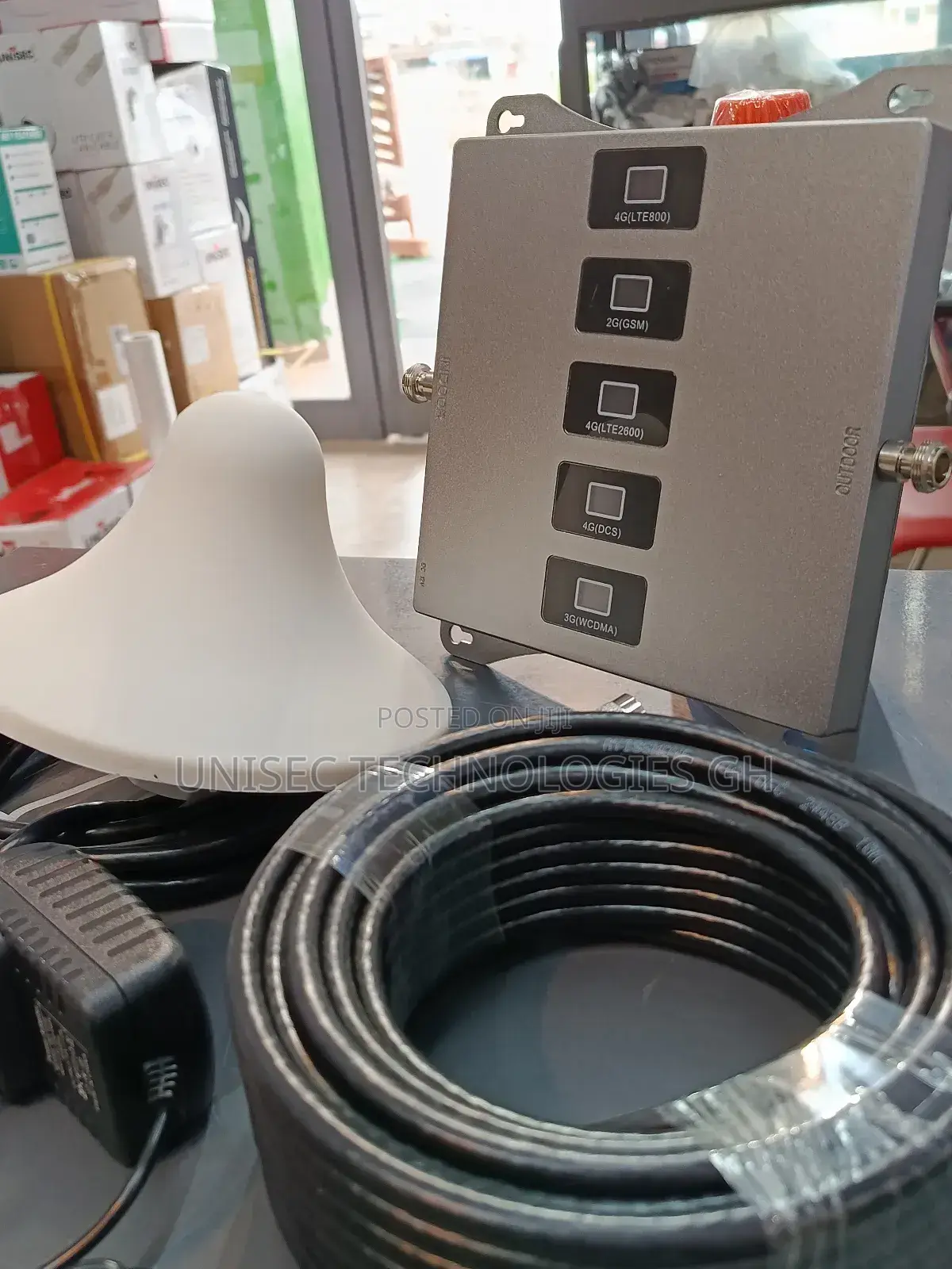GSM Signal Booster With Omnidirectional Antenna
