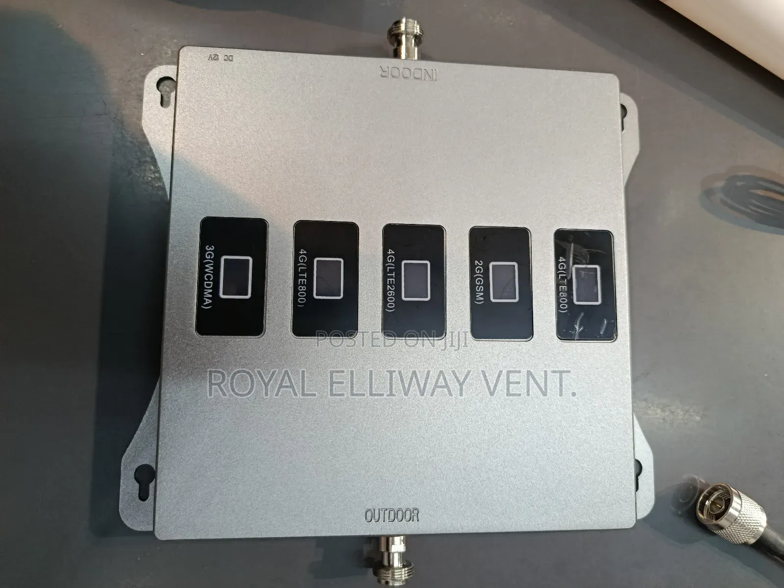 Directional Antenna Signal Booster