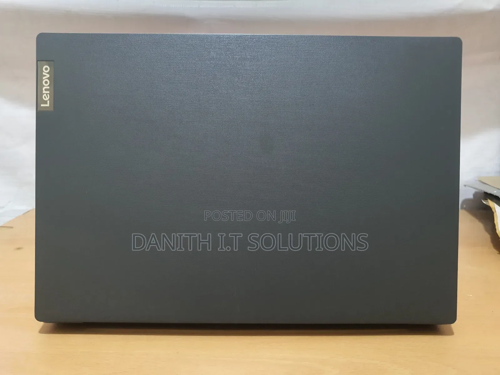 Laptop Lenovo V15-Iil 12GB Intel Core I5 SSD 256GB