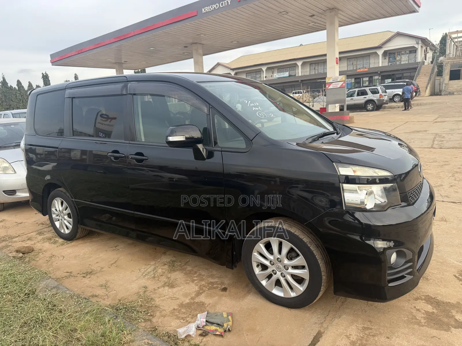 Toyota Voxy 2012 Black
