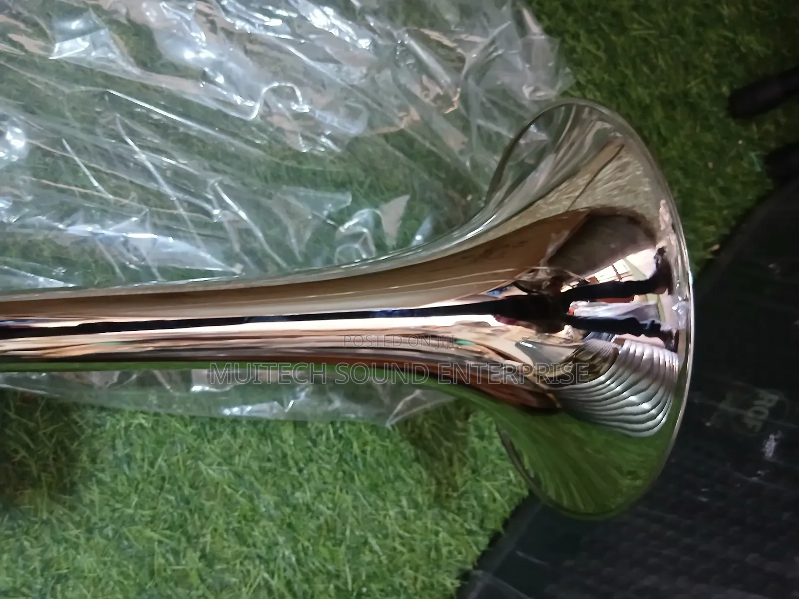 Trombone ( Gold Silver)