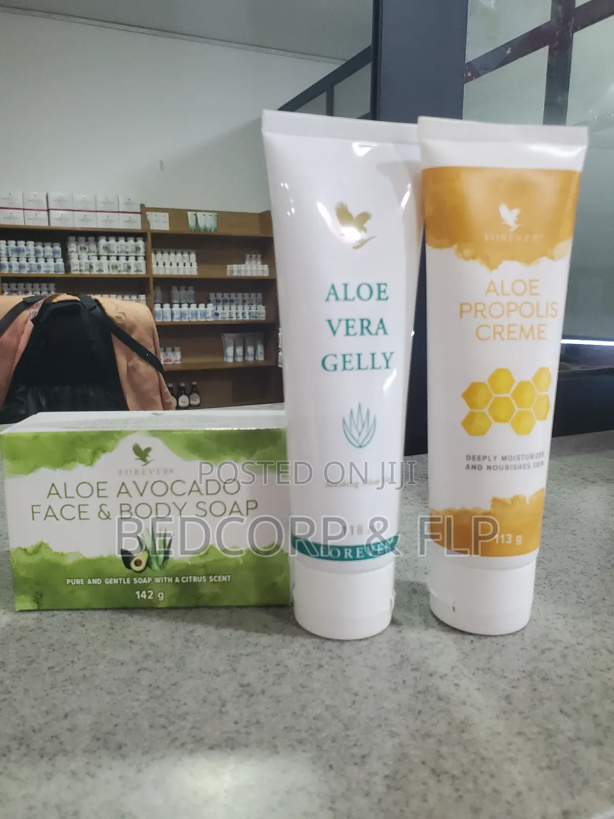 Organic Skin Tone Creme And Moisturizer