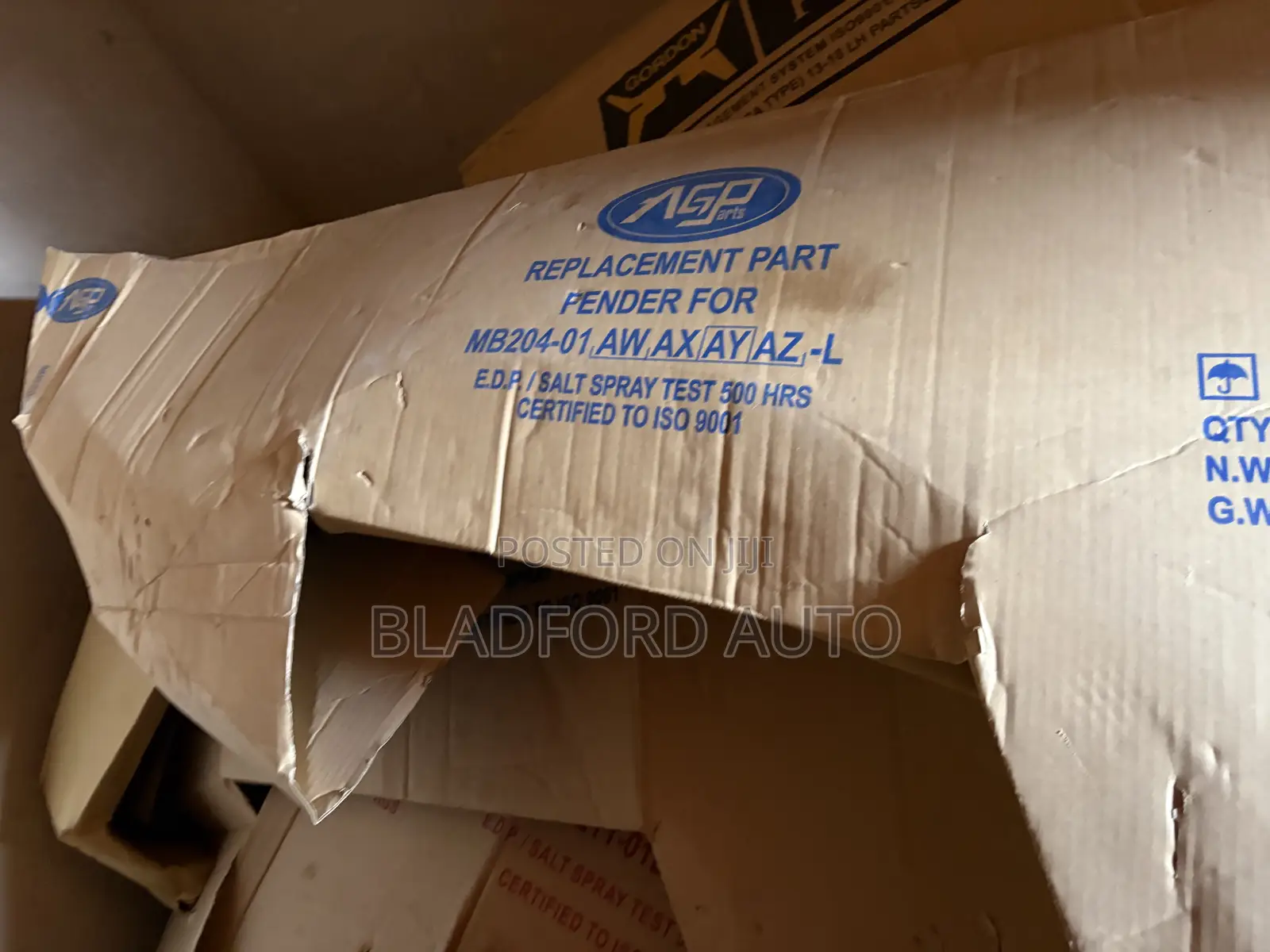 L200 2016 Fenders Pair