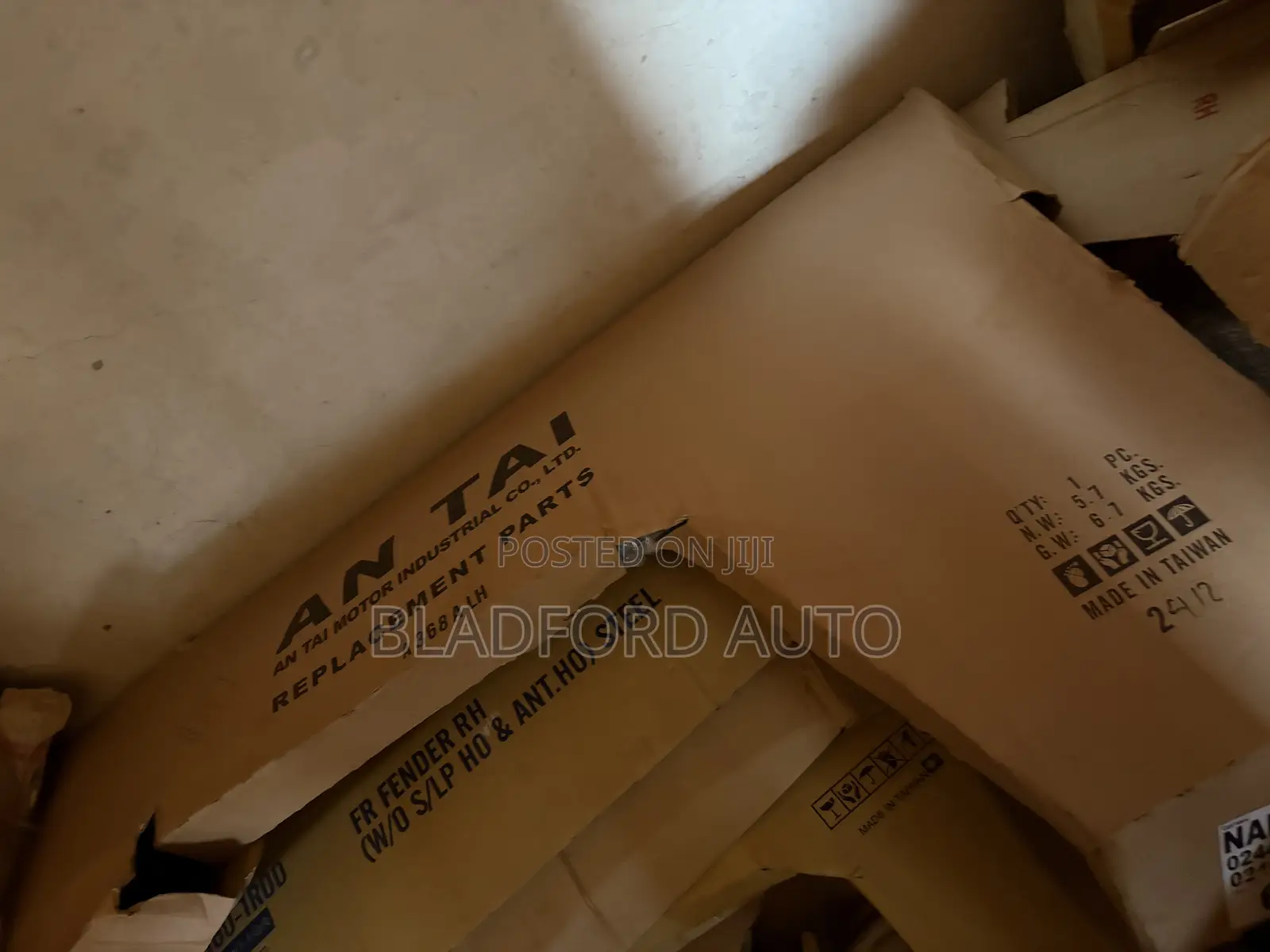 Lancruiser Pick Up Fenders Pair