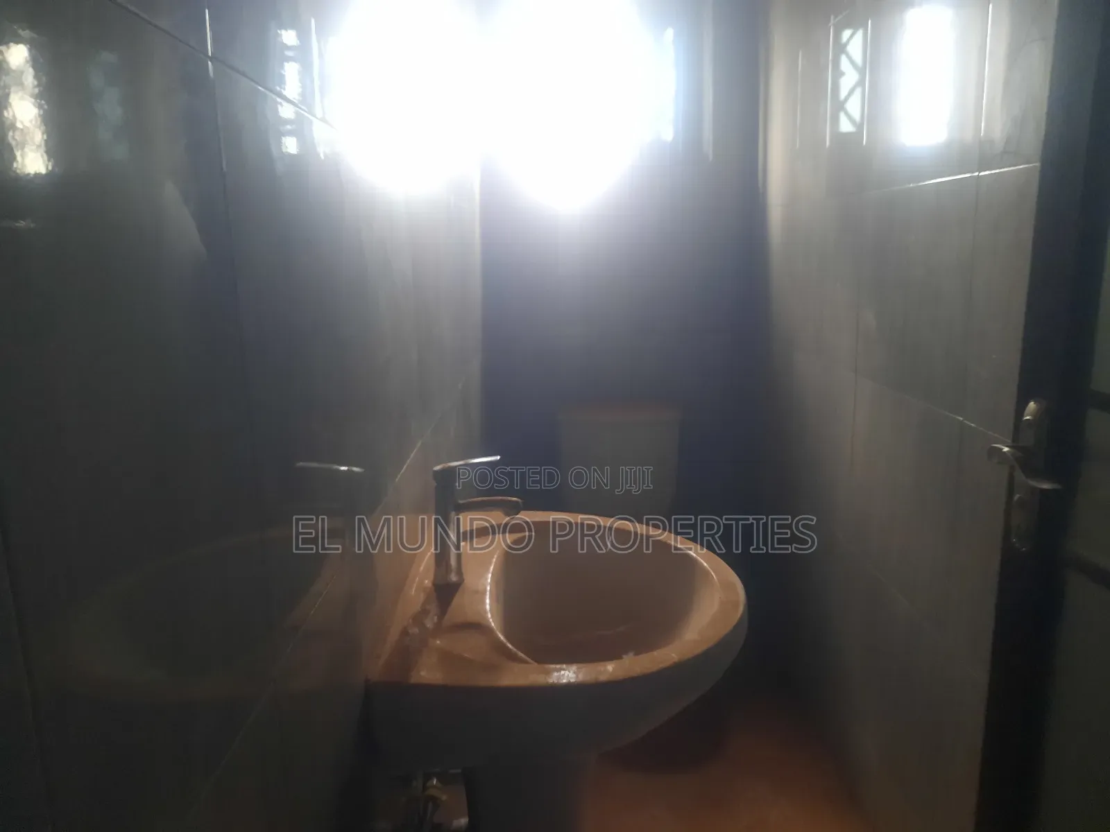 2bdrm Apartment in Ipt, Kumasi Metropolitan for rent