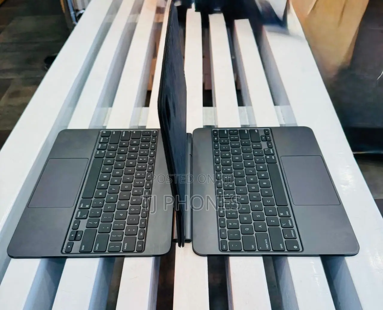 iPad Magickeyboard 13”