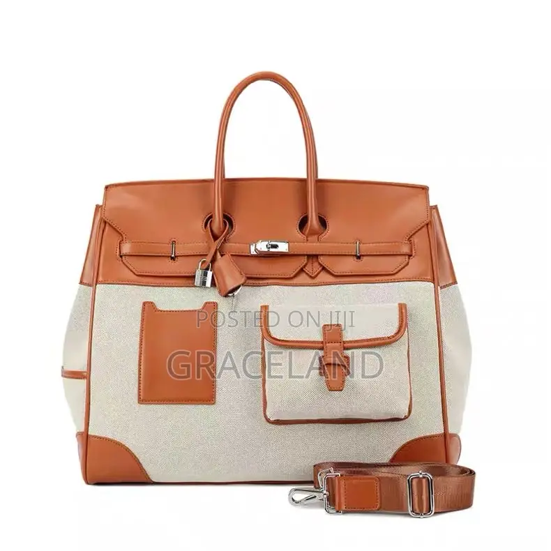This Is Original Real Material and Leather Luggage Hac 40 Duffels Bags