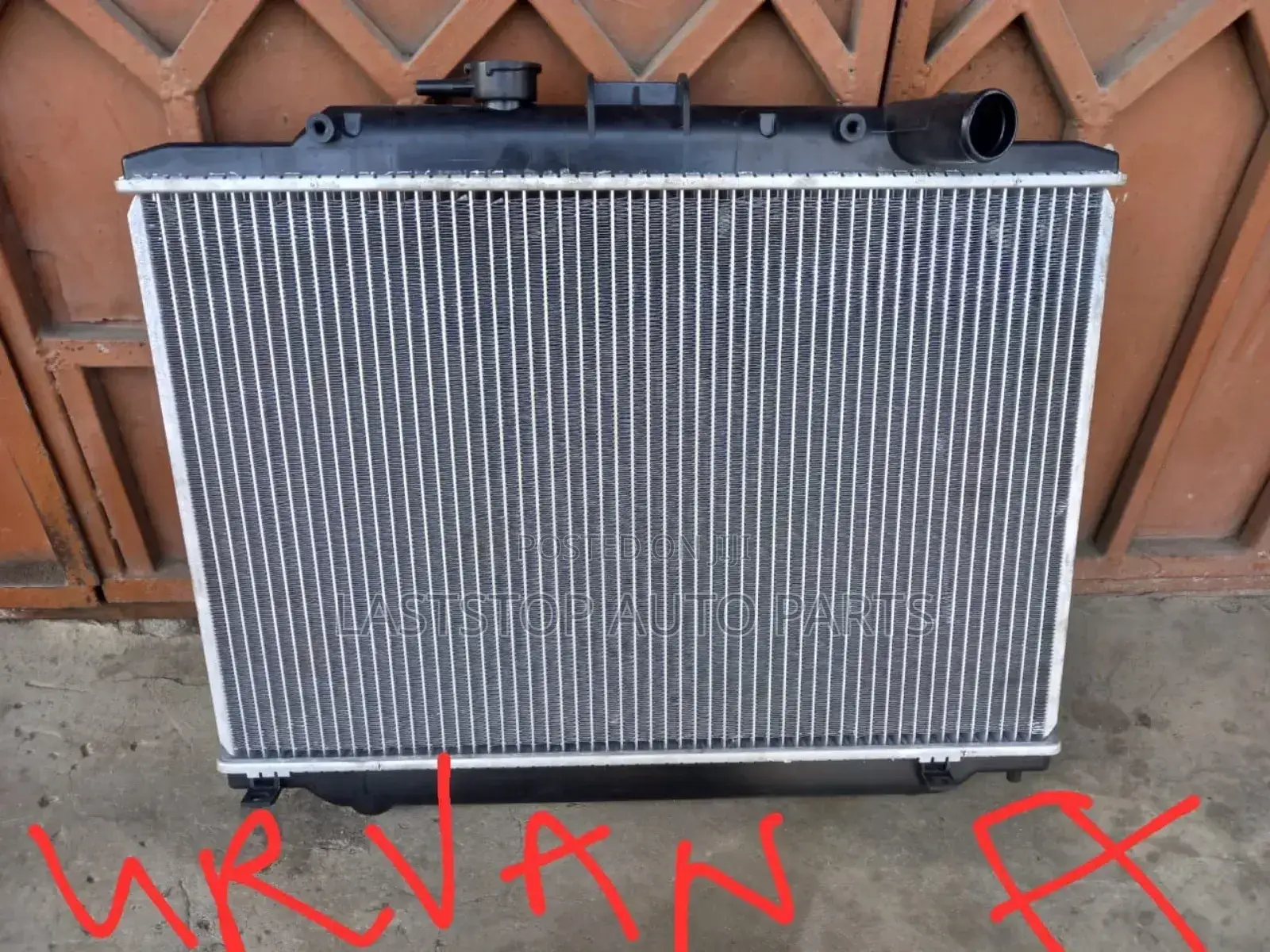 Nissan Caravan, Urvan 2006 - Mt Radiator[Water Tanks] - To All Areas.