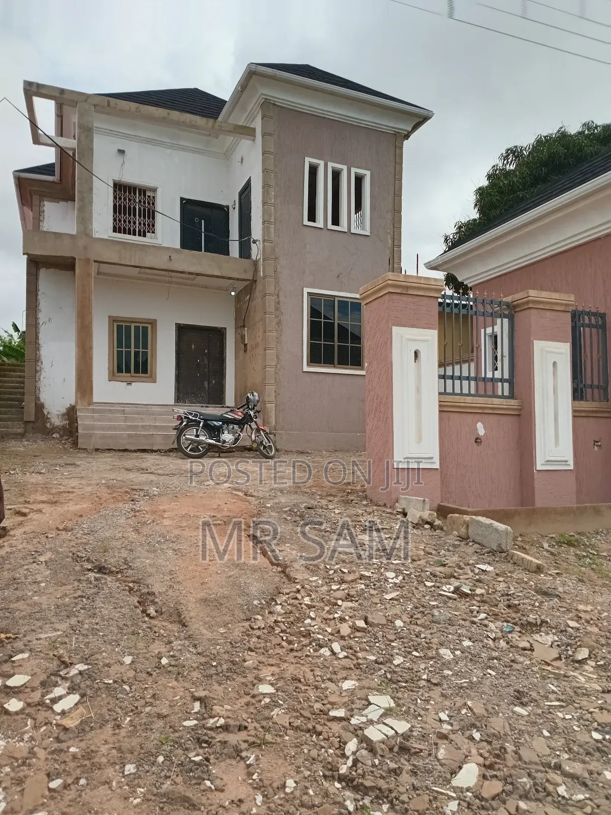 6bdrm House in Tuba Bortiano Hills, Ga South Municipal for sale