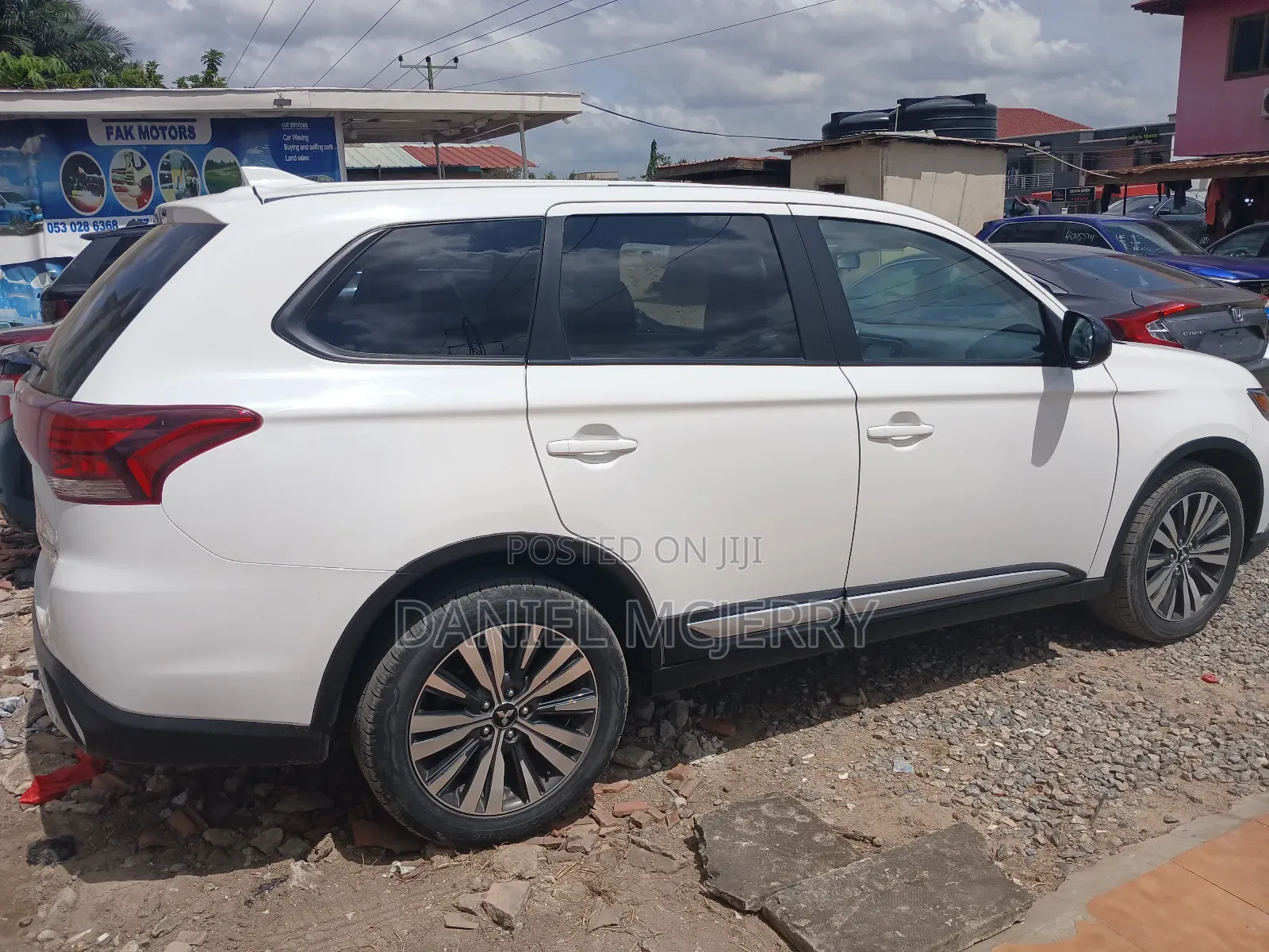 Mitsubishi Outlander 2019 White