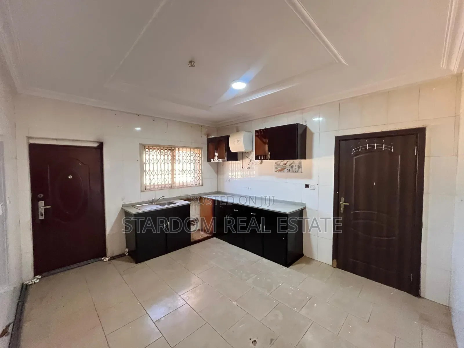 3bdrm House in Adjiringanor, East Legon for rent