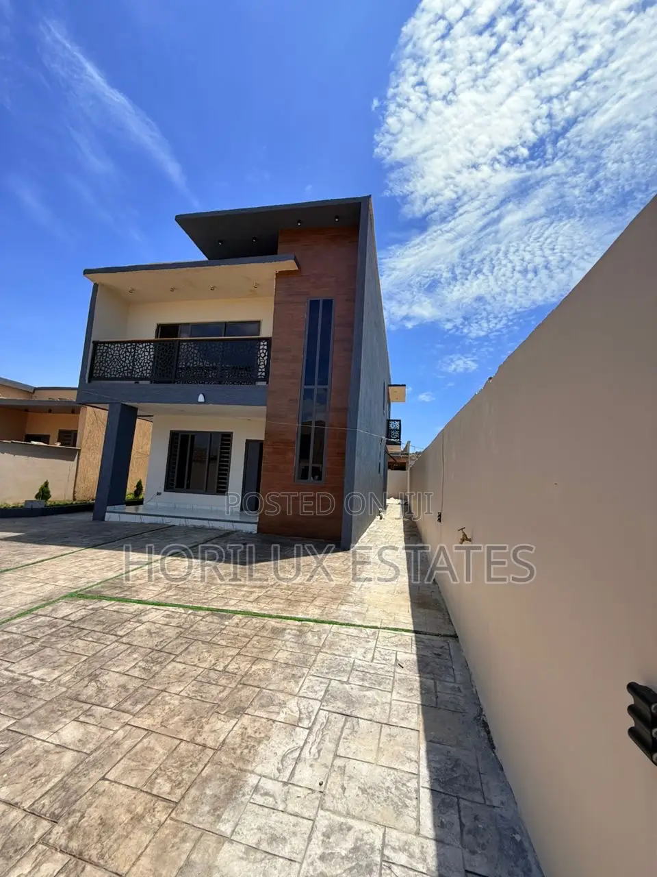 3bdrm House in Horiluxestates, Bortiano for sale