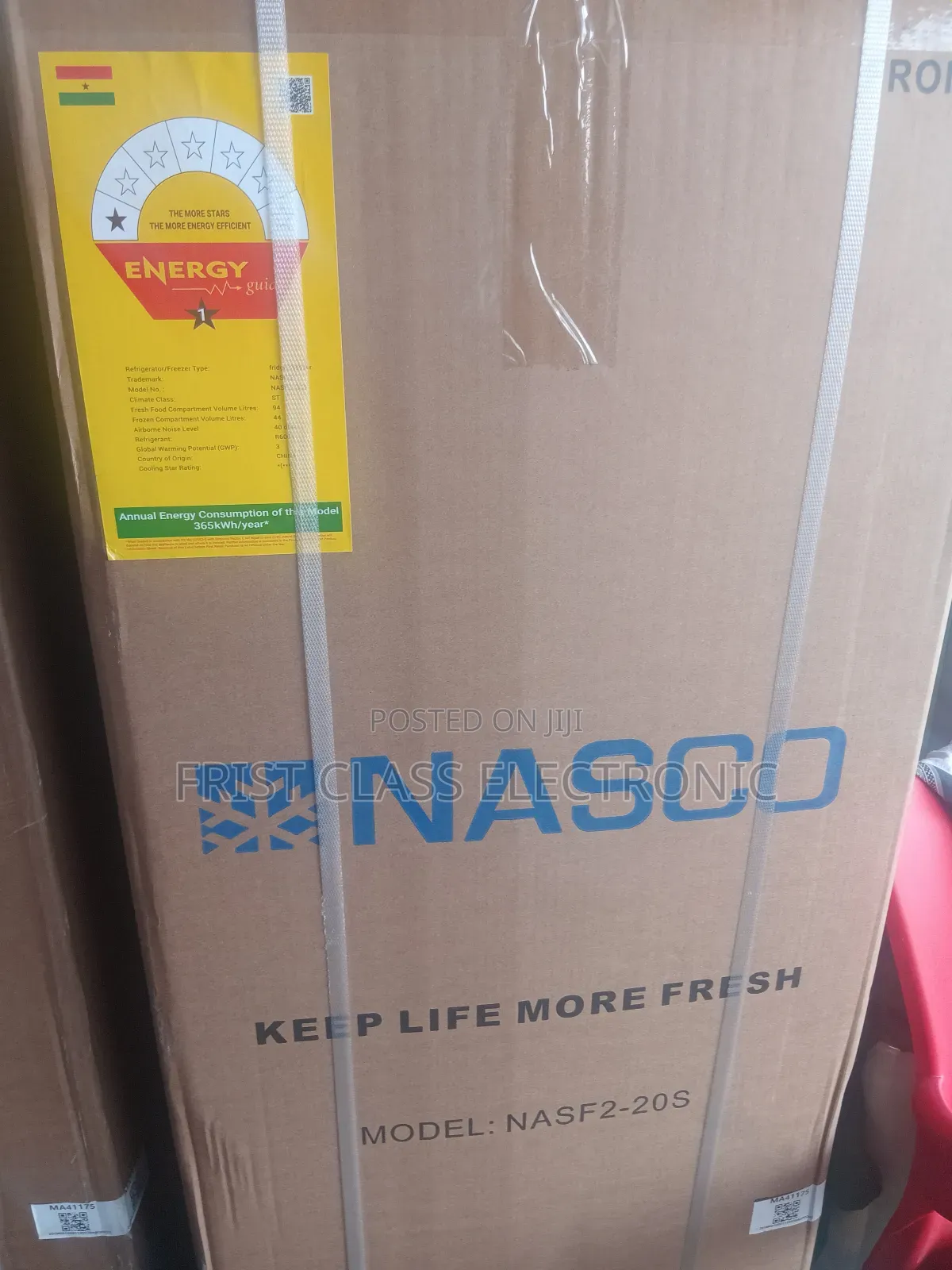 Frosty Nasco Refrigerator