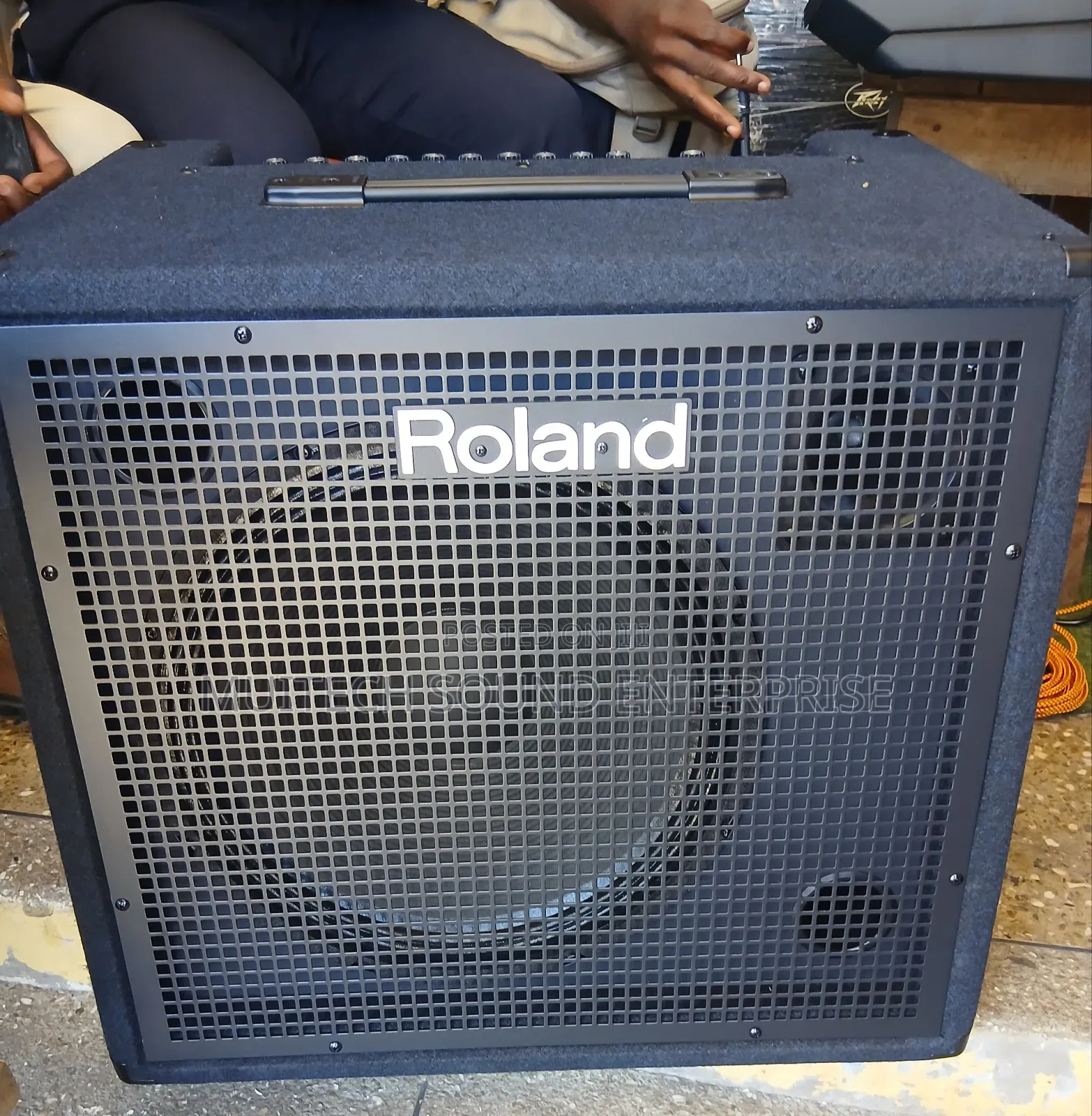 Roland Keyboard Combo (Roland Kb 600)