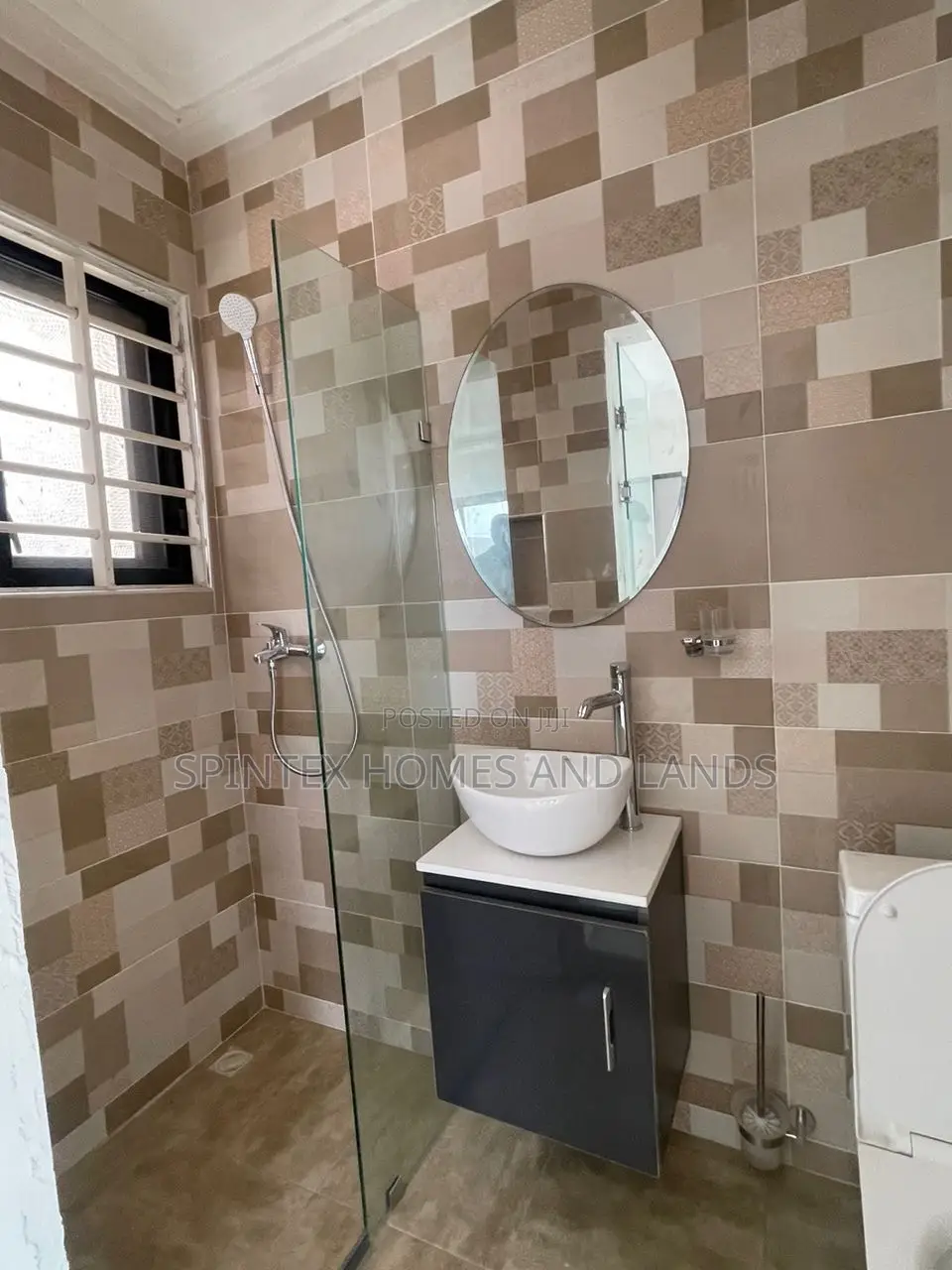 2bdrm Apartment in Lashibi, Spintex for rent