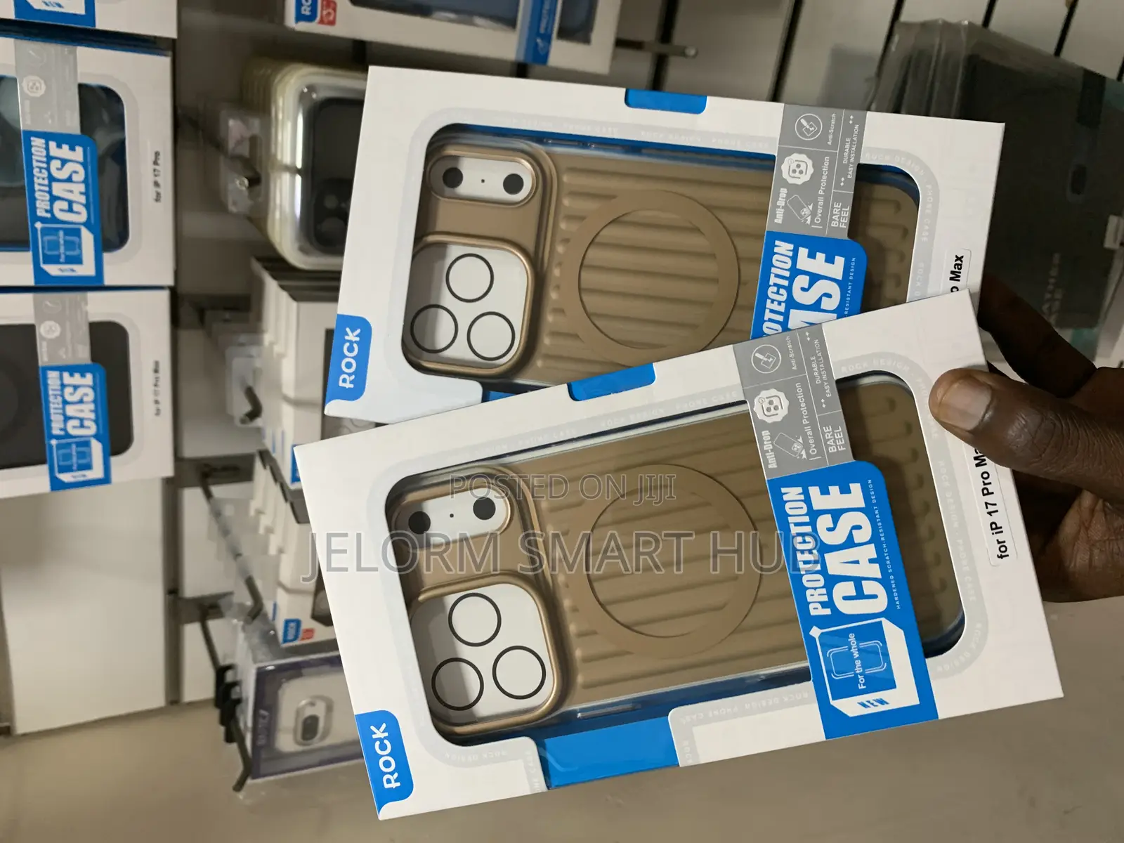 iPhone 17 Pro Max Iridescent Case