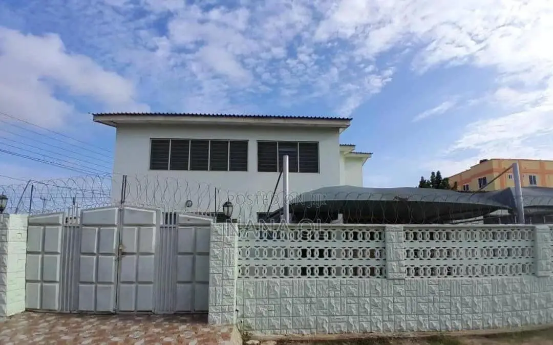 5bdrm House in Galilea Estates for sale