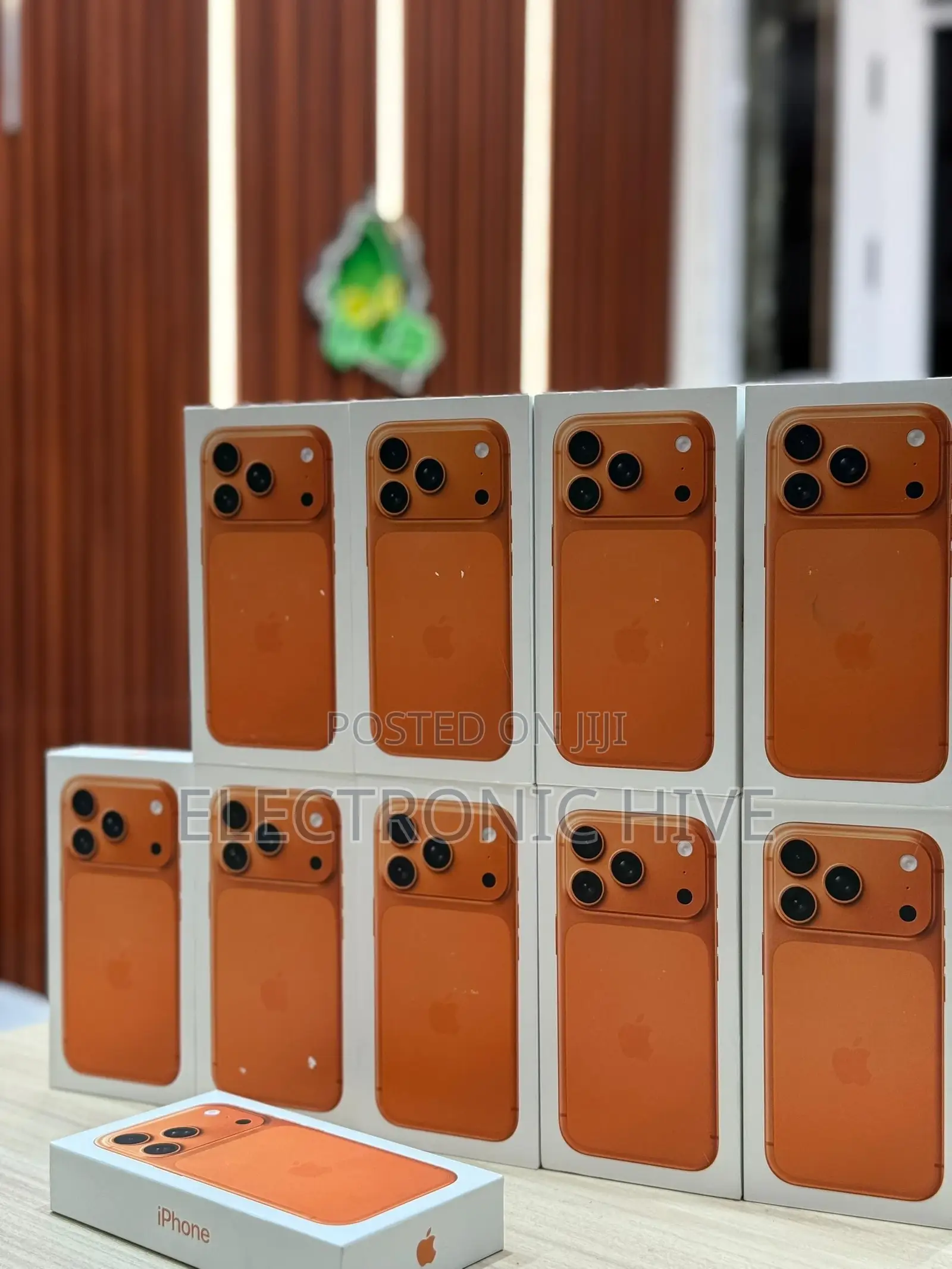 New Apple iPhone 17 Pro 256 GB Orange