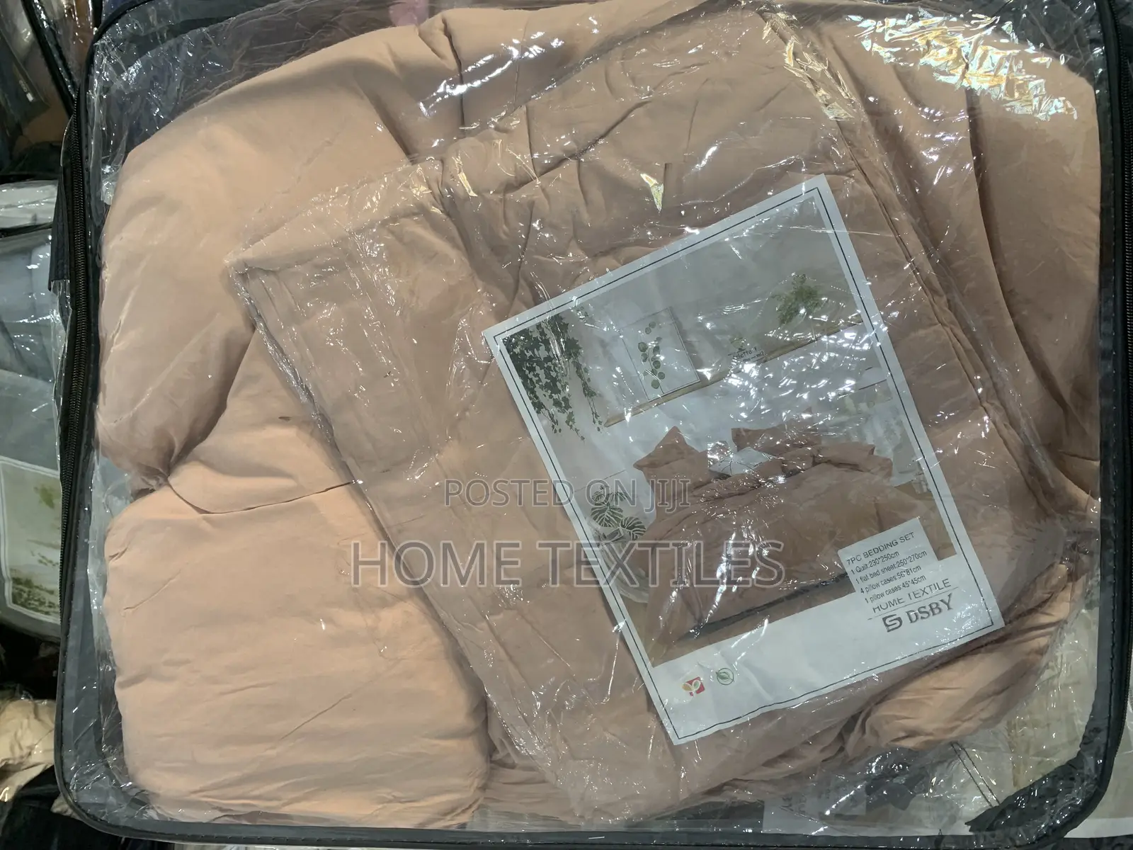7 Pieces Beige Duvet Set for Home and Hotel Room Services
