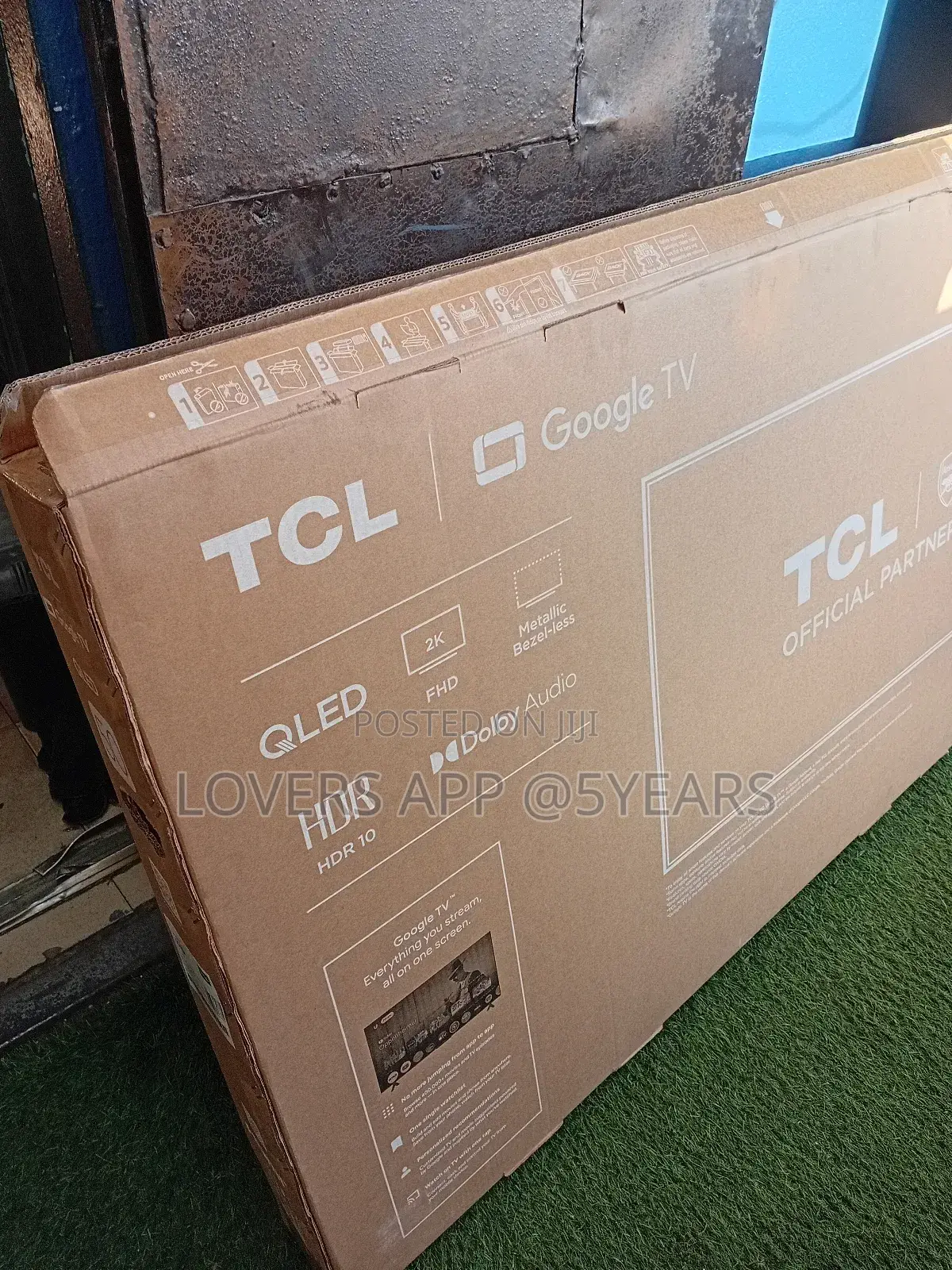 Sleek and Smart
32inches TCL Tv