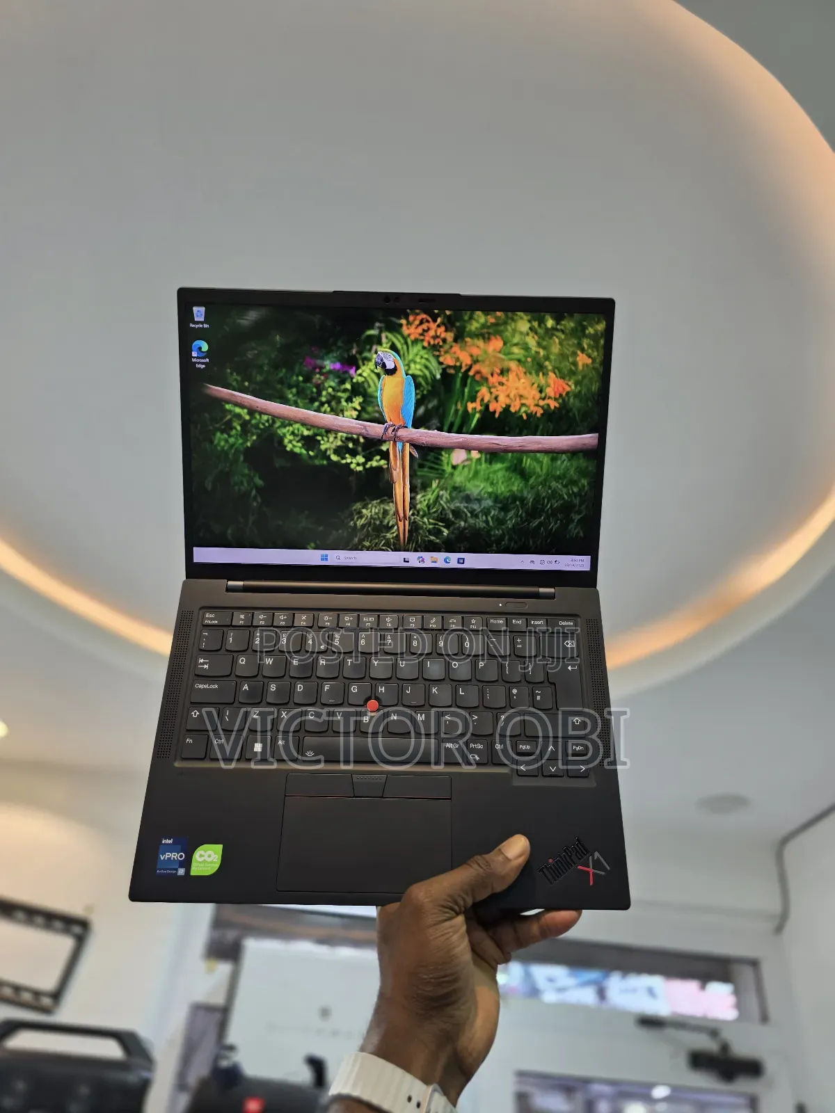 Laptop Lenovo ThinkPad X1 Carbon Gen11 16GB Intel Core I7 SSD 1T