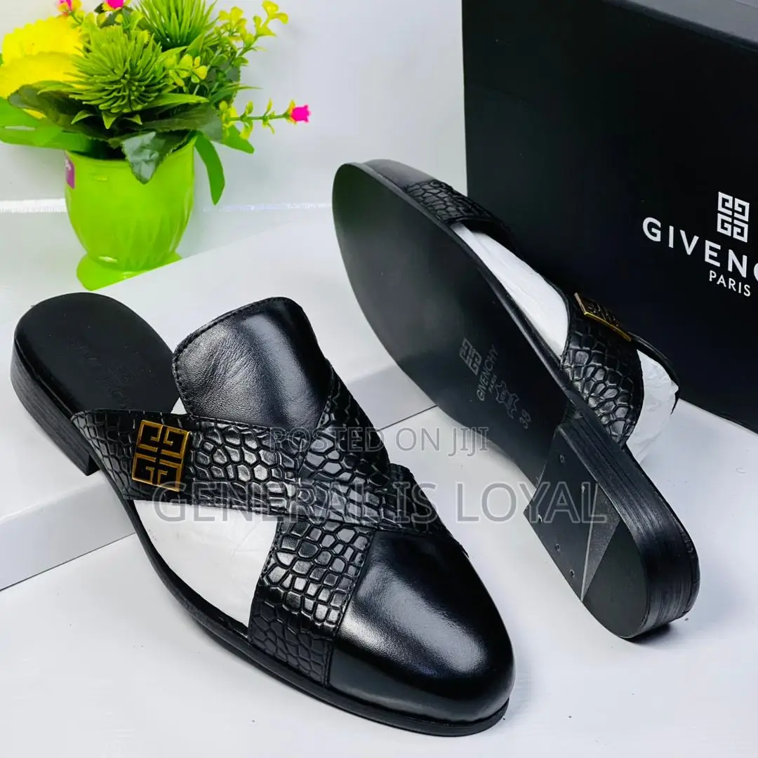 Givenchy Men Black Halfshoe
