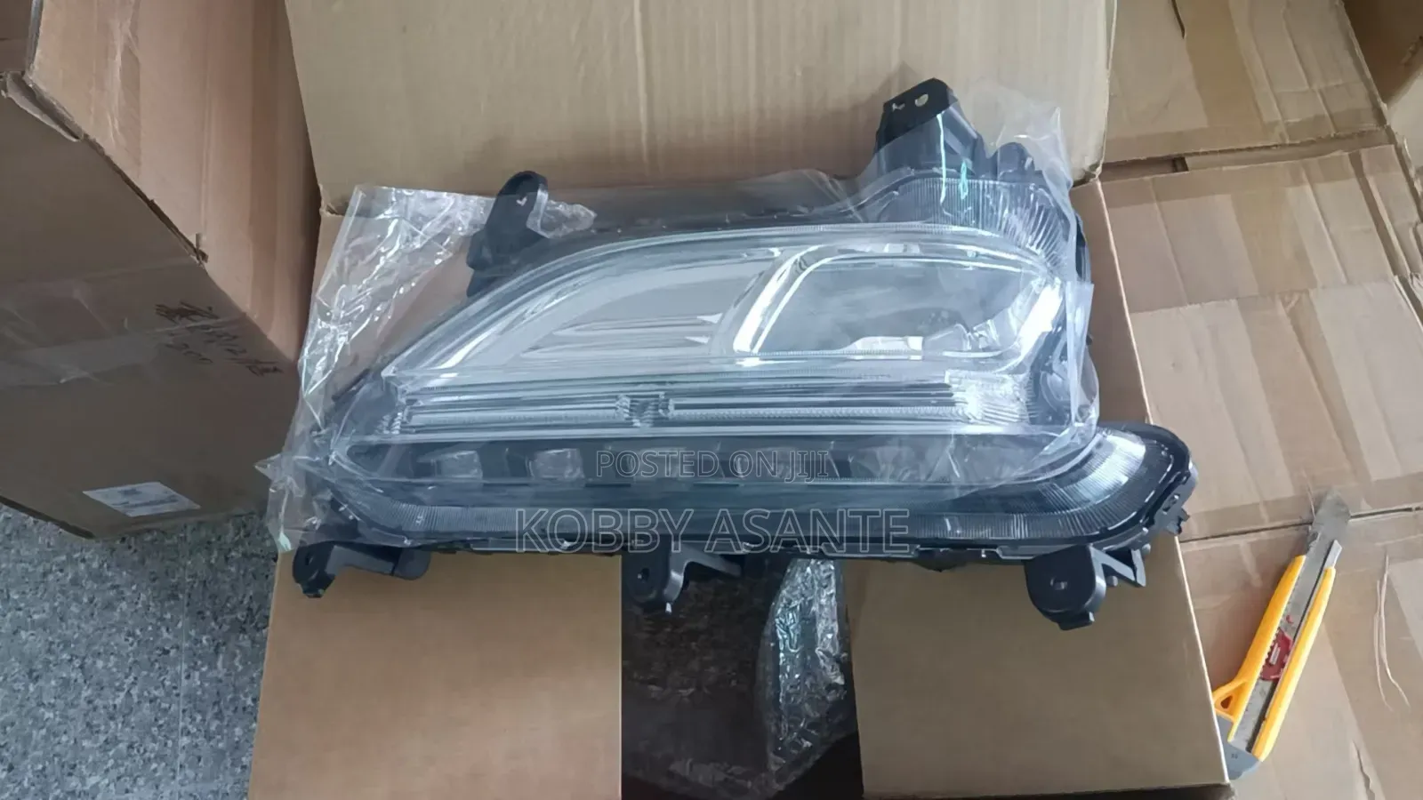 All Kinds Of Fog Light And Covers Reflector And Crowns.