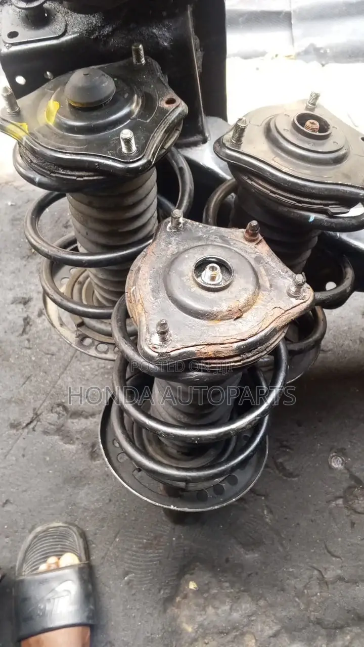 Honda Civic 2016 Front Shocks.