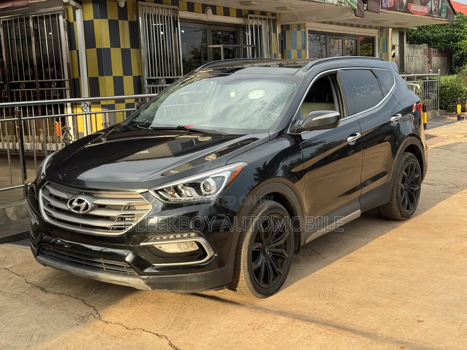 Hyundai Santa Fe Limited AWD 2016 Black