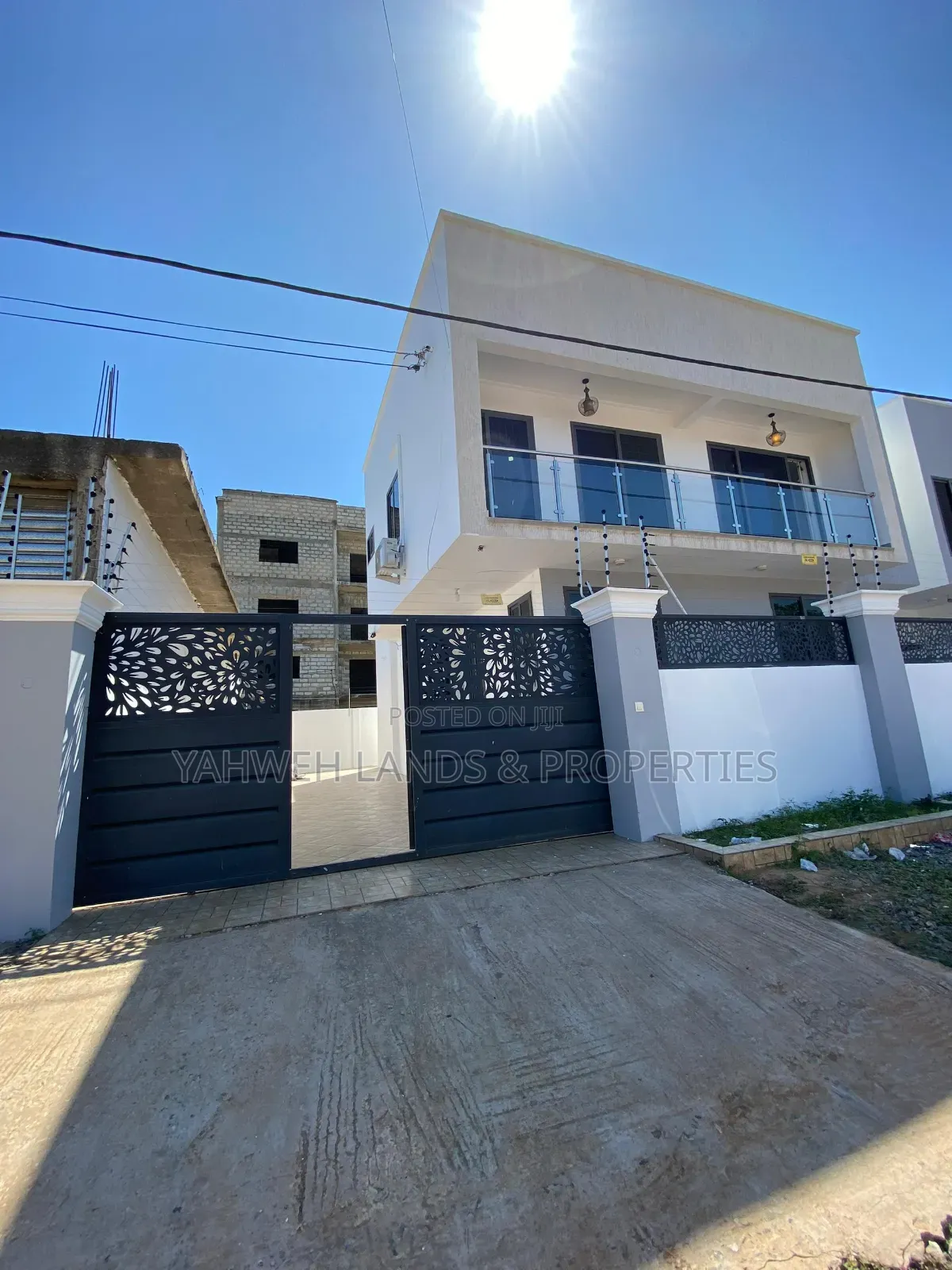 3bdrm House in Spintex for sale