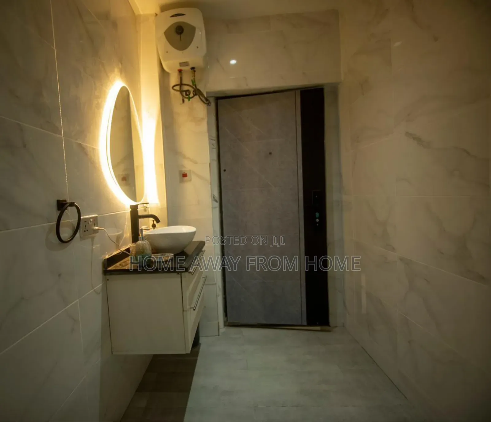Luxurious Furnished 2 Bed Flat Near Knust