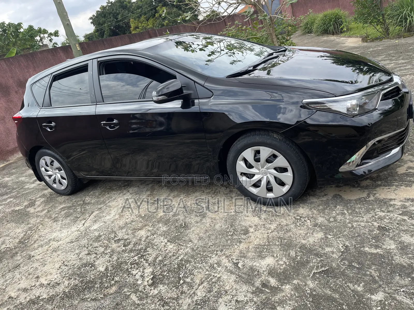 Toyota Corolla LE Eco 4dr Sedan (1.8L 4cyl CVT) 2016 Black