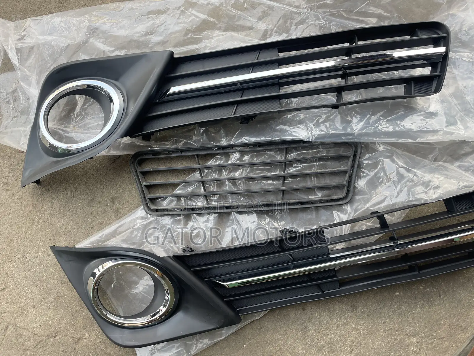 Camry Spider 2012,2013,2014 Down Shells / Grille Sports (3 Pieces)