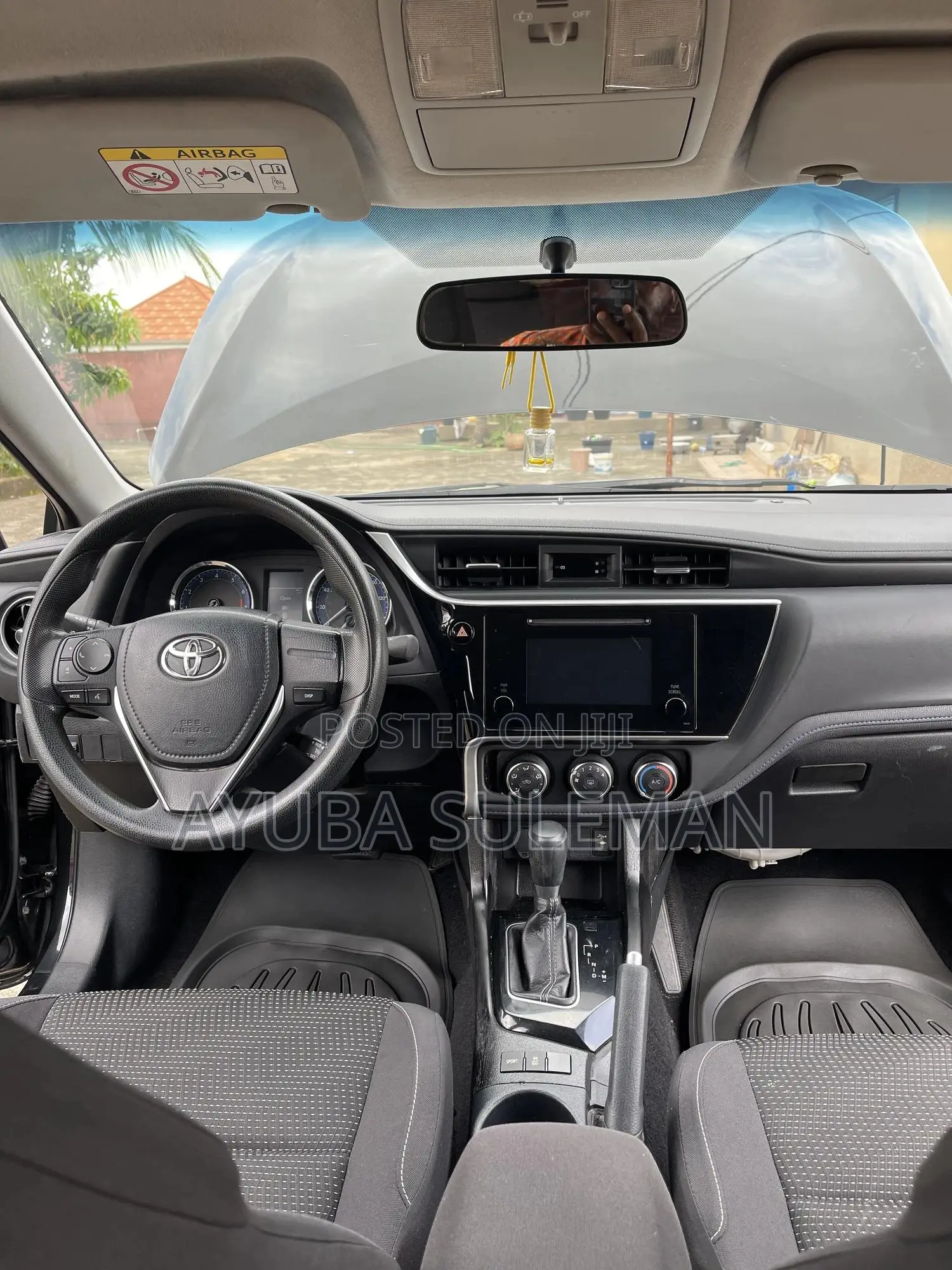 Toyota Corolla LE Eco 4dr Sedan (1.8L 4cyl CVT) 2016 Black