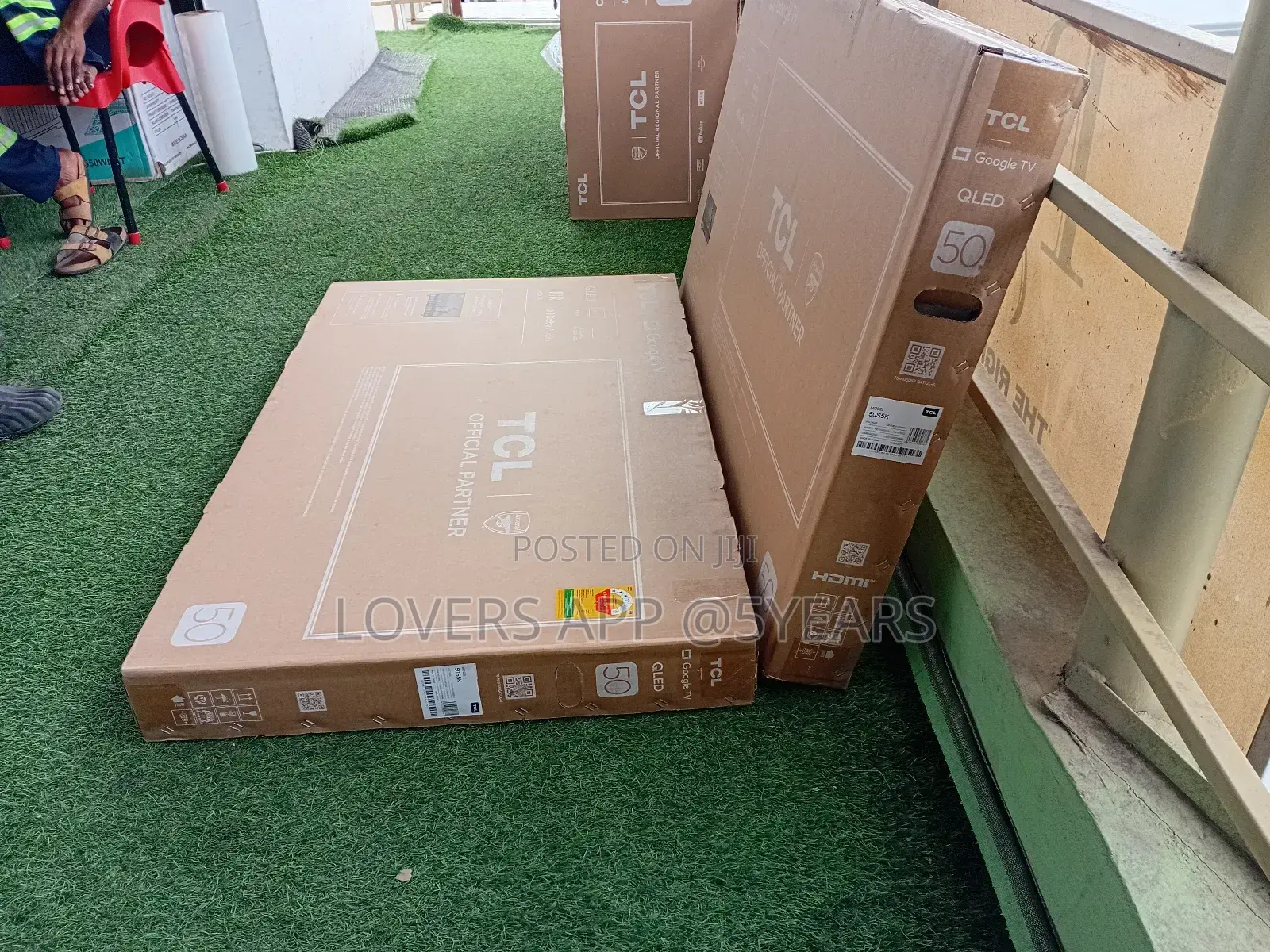 TCL 50inches: Premium Without the Price Peak Smart Tv