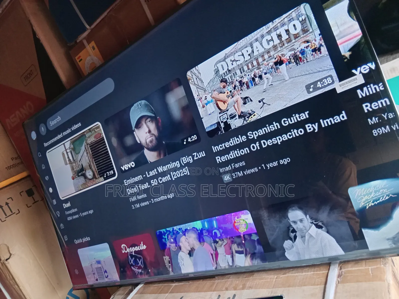 Joyful TCL Digital Tv