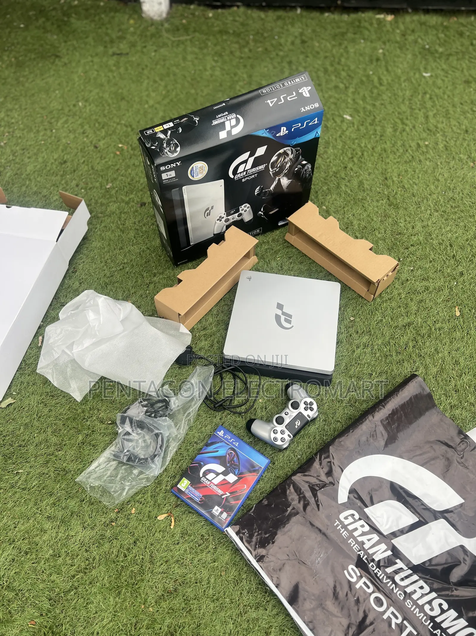 Playstation 4 Slim