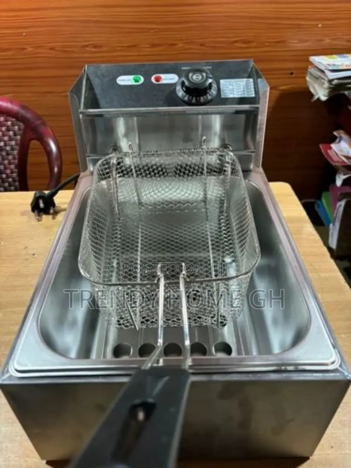 Single 6 Liters Deep Fryer