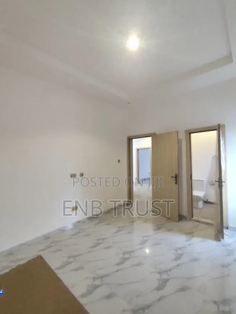 4bdrm Duplex in Adjriganor Obojo, Otano for sale