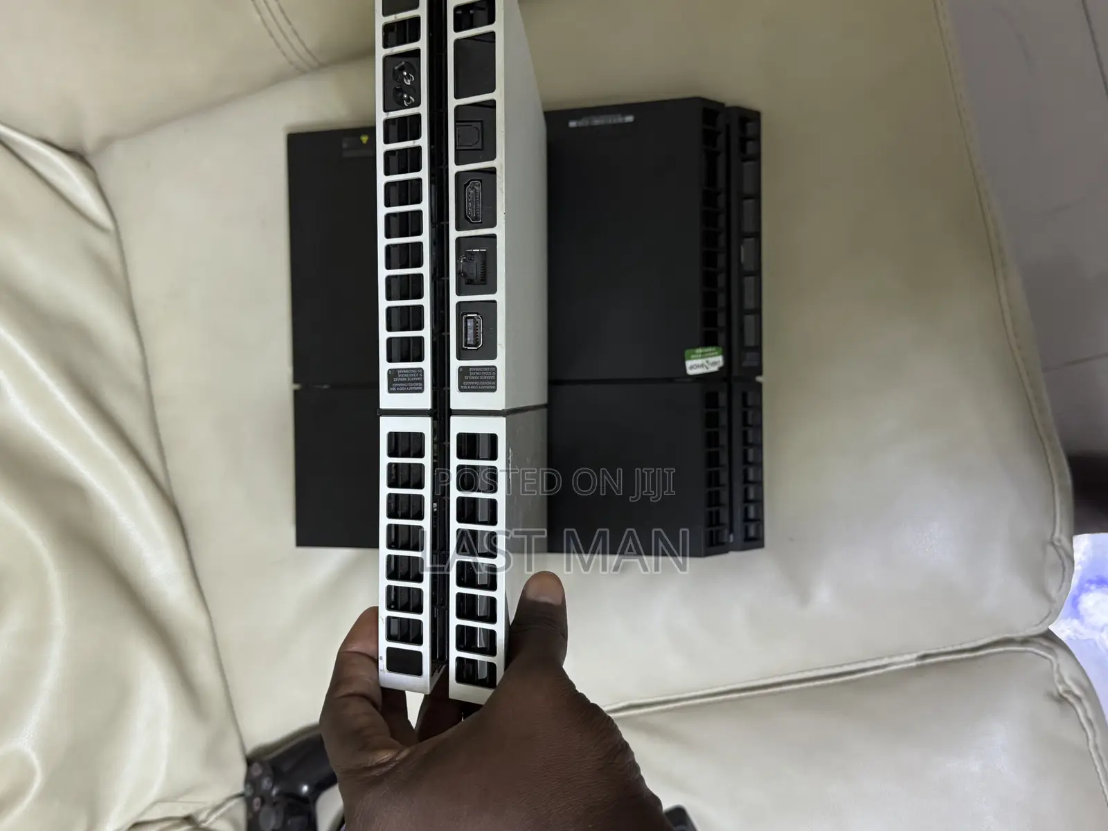 Playstation 4 Standard 500gig-Jailbreak-With 8 Games Installed