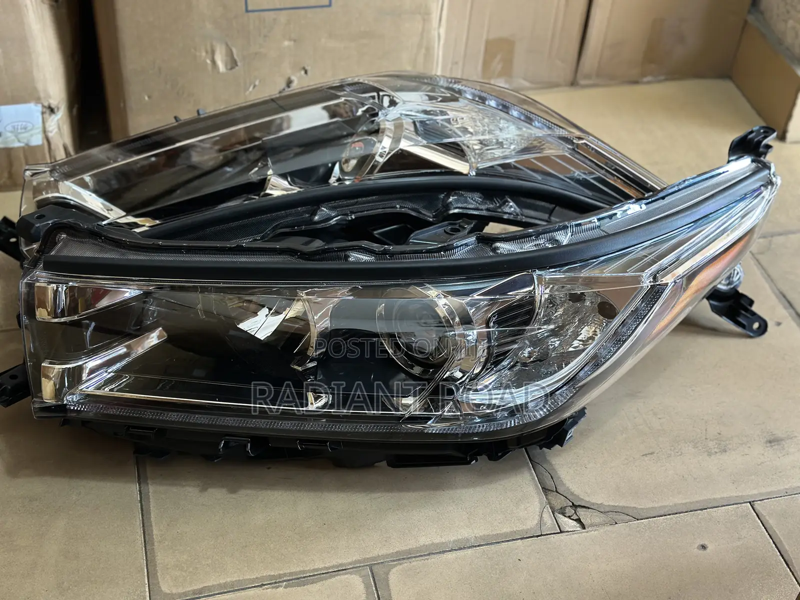 Toyota Highlander 2017 Headlight