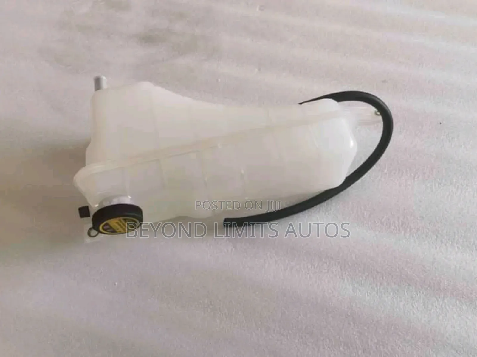 Toyota Land Cruiser Prado Reservoir Tank