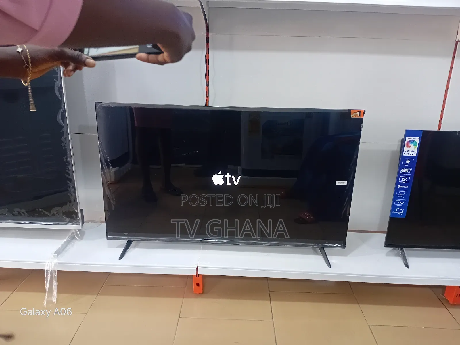 TCL 50” Smart Uhd Tv – Bright Screen, Bold Design