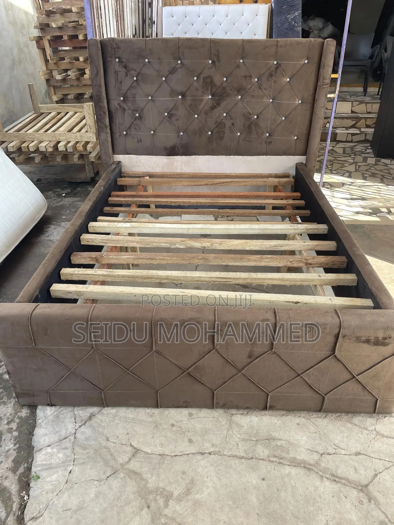 A Design Double Turkey’S Bed Frame