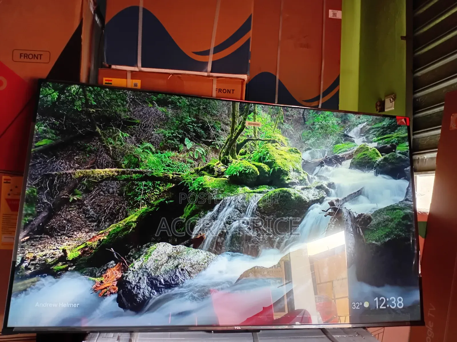 Sleek Edge Tcl55